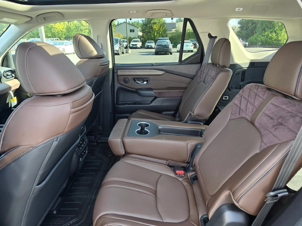 New 2026 Honda Pilot Elite image 10