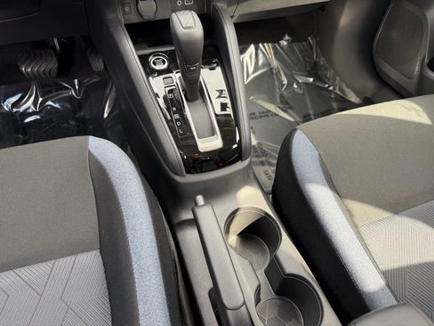 Used 2025 Nissan Versa SV w/ Trunk Package image 17