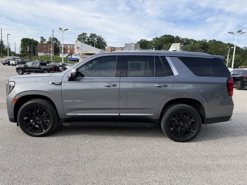 Used 2022 GMC Yukon Denali AWD/4WD image 6