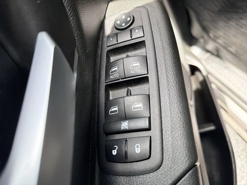 Used 2024 RAM 1500 Tradesman AWD/4WD image 17