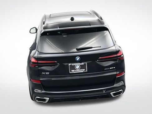 New 2026 BMW X5 xDrive50e w/ M Sport Package AWD/4WD image 22