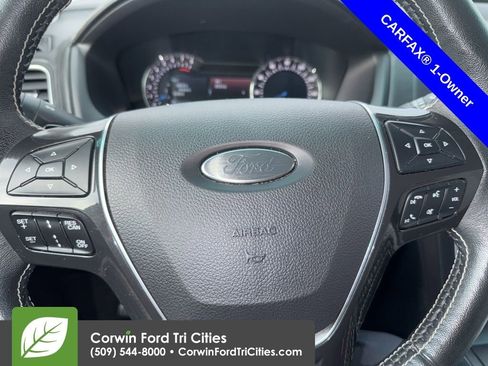 Used 2017 Ford Explorer Platinum image 11