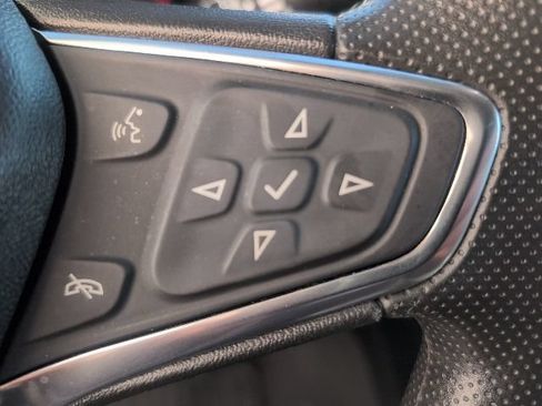 Used 2020 Chevrolet Equinox LT FWD image 19