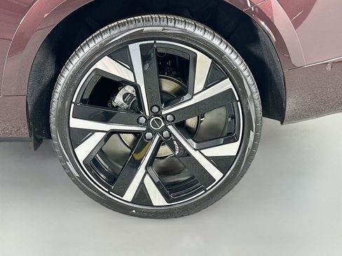 New 2026 Volvo XC60 B5 Ultra w/ Climate Package PRO image 32