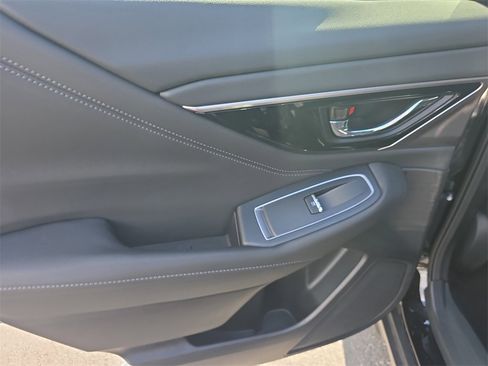 Certified 2023 Subaru Outback Limited image 10