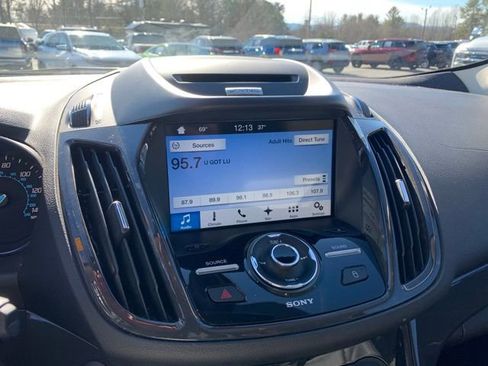 Used 2016 Ford Escape Titanium image 17