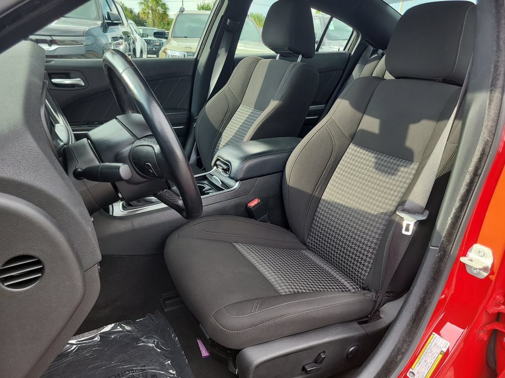 Certified 2023 Dodge Charger SXT RWD image 19