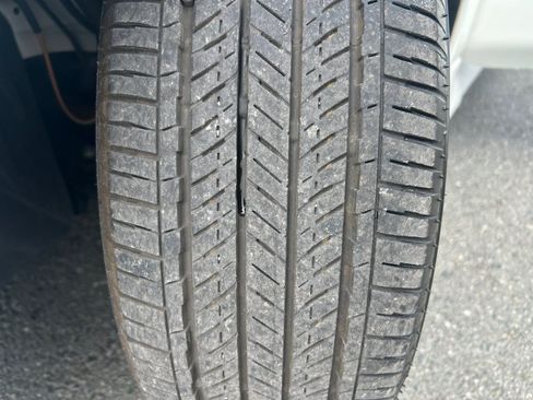 Used 2025 Nissan Leaf S FWD image 56
