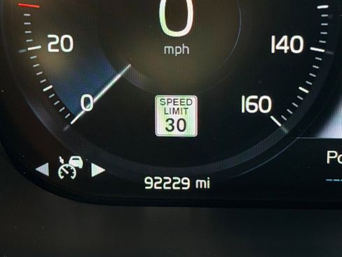 Used 2020 Volvo XC60 T6 Inscription w/ Protection Package Premier image 19