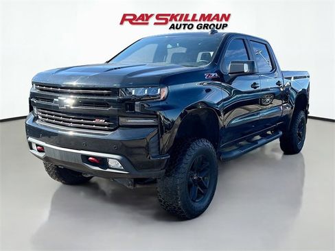 Used 2021 Chevrolet Silverado 1500 LT Trail Boss image 3