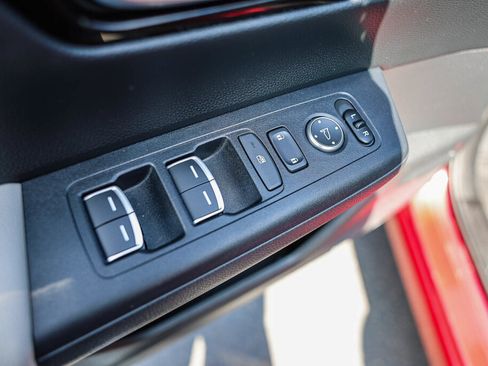 Used 2025 Honda CR-V EX-L image 12