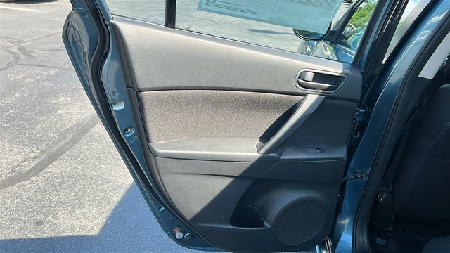 Used 2010 MAZDA MAZDA3 i Sport FWD image 18