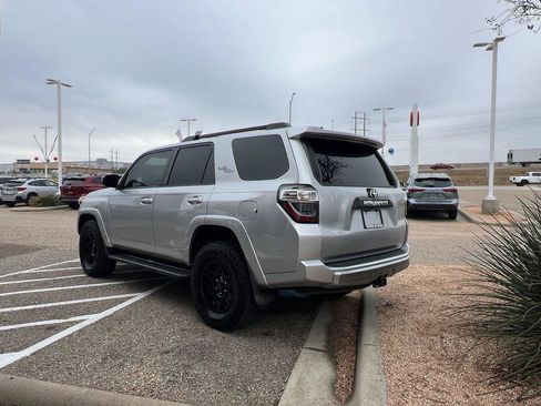 Used 2019 Toyota 4Runner TRD Off-Road image 3