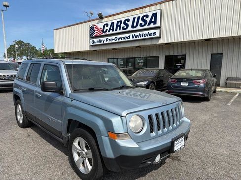 Used 2013 Jeep Patriot Limited w/ Sun/Sound Group FWD image 13