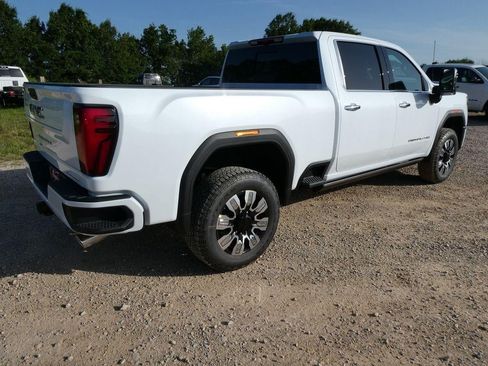 New 2026 GMC Sierra 2500 Denali w/ Denali Reserve Package AWD/4WD image 5