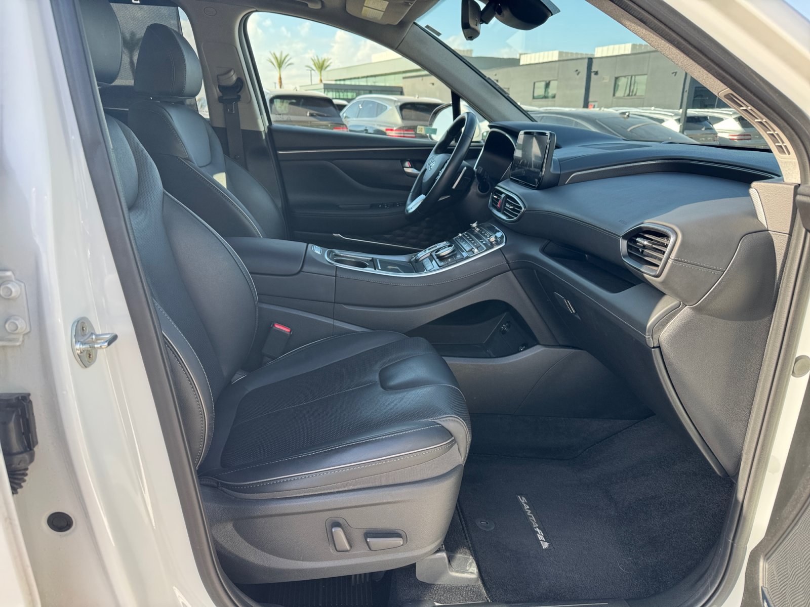 Used 2023 Hyundai Santa Fe Limited AWD/4WD image 19