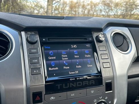 Used 2015 Toyota Tundra SR5 w/ TRD Off Road Package image 18