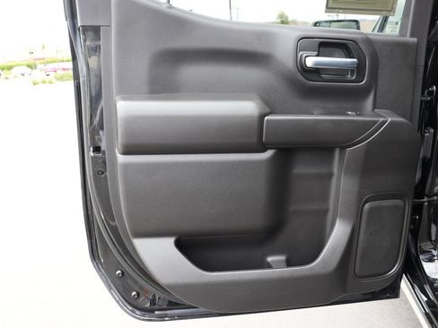 Used 2022 Chevrolet Silverado 1500 Custom RWD image 10