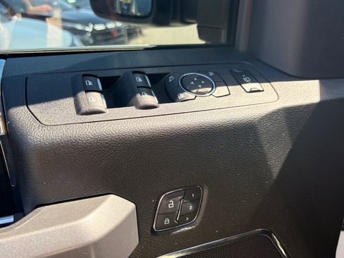 Used 2019 Ford F350 Platinum w/ Platinum Ultimate Package AWD/4WD image 14