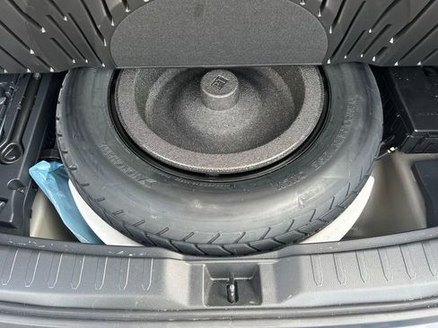 Used 2024 Toyota RAV4 XSE image 43