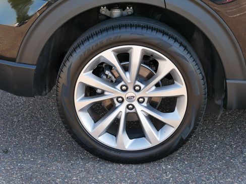 Used 2021 Ford Explorer Platinum w/ Equipment Group 601A image 9