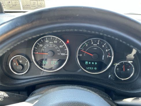 Used 2014 Jeep Wrangler Unlimited Sahara w/ Max Tow Package AWD/4WD image 21