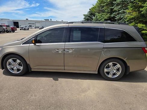 Used 2012 Honda Odyssey Touring image 5