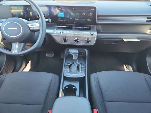 New 2026 Hyundai Kona SE image 12