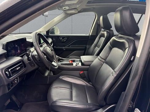 Used 2025 Lincoln Aviator AWD w/ Jet Appearance Package image 41
