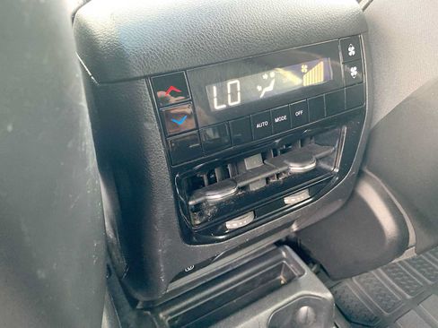 Used 2023 Jeep Grand Cherokee L Laredo AWD/4WD image 21