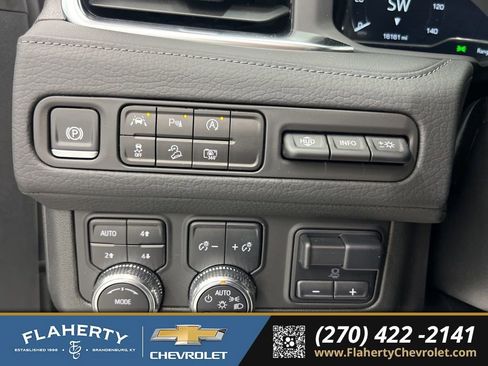 Used 2024 GMC Yukon Denali w/ Max Trailering Package image 25