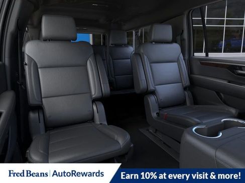 New 2026 Chevrolet Suburban LT w/ Comfort Package image 17