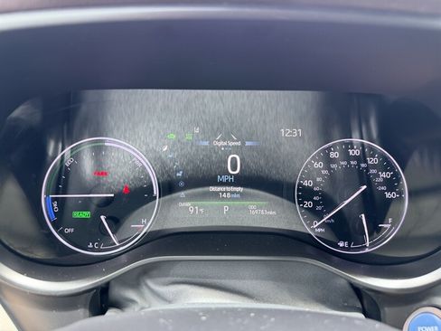Used 2021 Toyota Sienna Platinum FWD image 9
