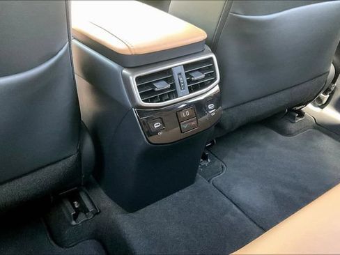 Used 2024 Lexus RX 350 Premium w/ Accessory Package (Z1) AWD/4WD image 10