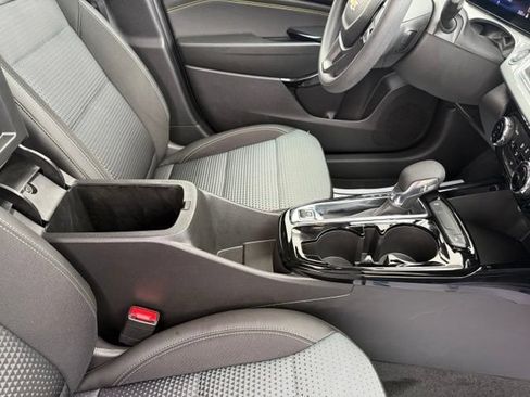 Certified 2026 Chevrolet Trax LT FWD image 13