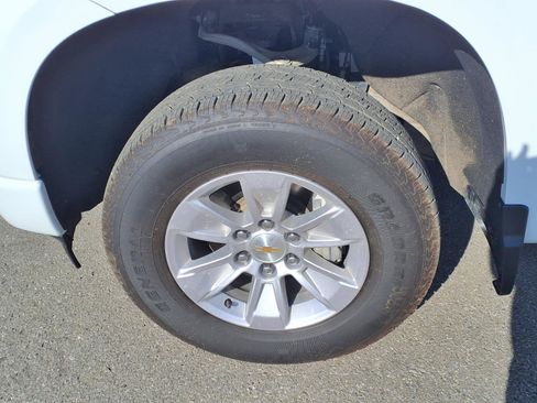 Used 2022 Chevrolet Silverado 1500 Custom w/ LPO, Dark Essentials Package image 18