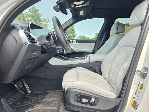 New 2026 BMW X5 xDrive50e w/ M Sport Package AWD/4WD image 12