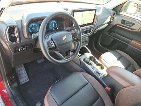 Certified 2025 Ford Bronco Sport Outer Banks w/ Outer Banks Tech Package+ image 16