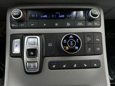 Used 2023 Hyundai Palisade SEL w/ Premium Package image 29