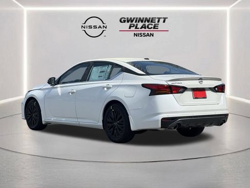 New 2026 Nissan Altima 2.5 SV image 23