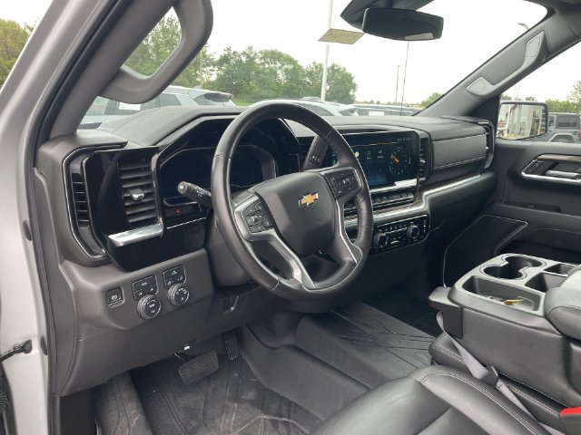 Used 2022 Chevrolet Silverado 1500 LT w/ All Star Edition Plus AWD/4WD image 18