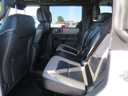 Used 2024 Ford Bronco Wildtrak AWD/4WD image 17
