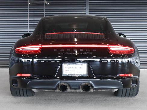 Certified 2018 Porsche 911 Carrera 4 GTS image 9