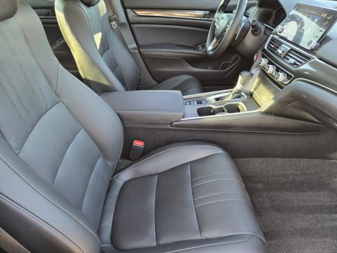 Used 2022 Honda Accord Sport Special Edition image 10