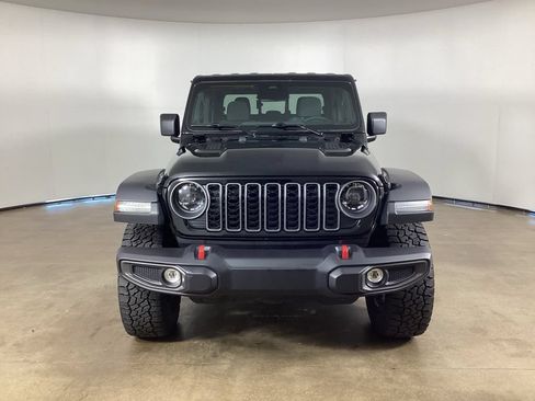 Used 2026 Jeep Gladiator Rubicon AWD/4WD image 2