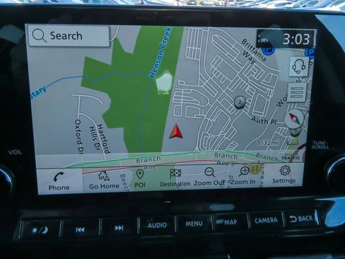 Used 2022 Nissan Pathfinder SL w/ SL Premium Package image 11