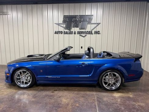 Used 2007 Ford Mustang GT Premium RWD image 2