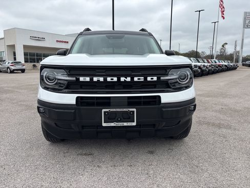 Used 2024 Ford Bronco Sport Outer Banks w/ Tech Package image 9