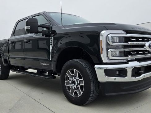 New 2026 Ford F350 4x4 Crew Cab Super Duty image 7