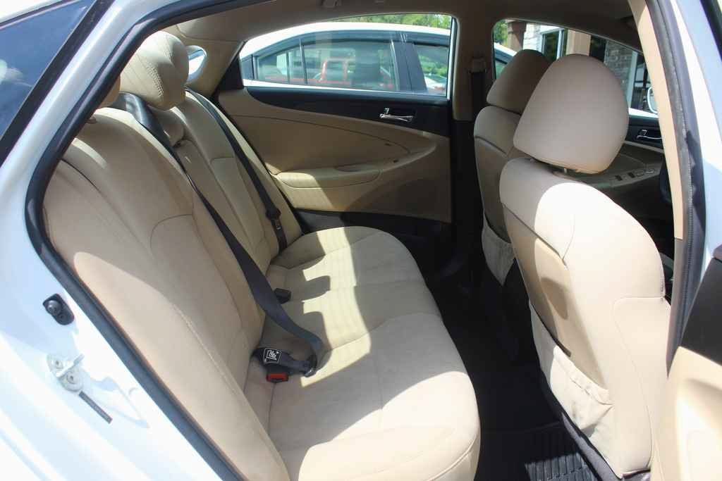 Used 2013 Hyundai Sonata GLS w/ Popular Equipment Pkg FWD image 25